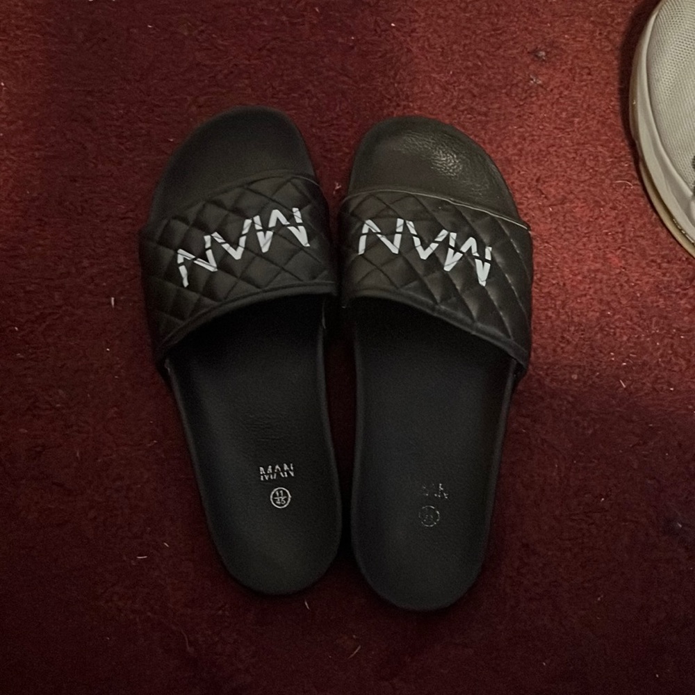 Boohoo man mens slides size 12